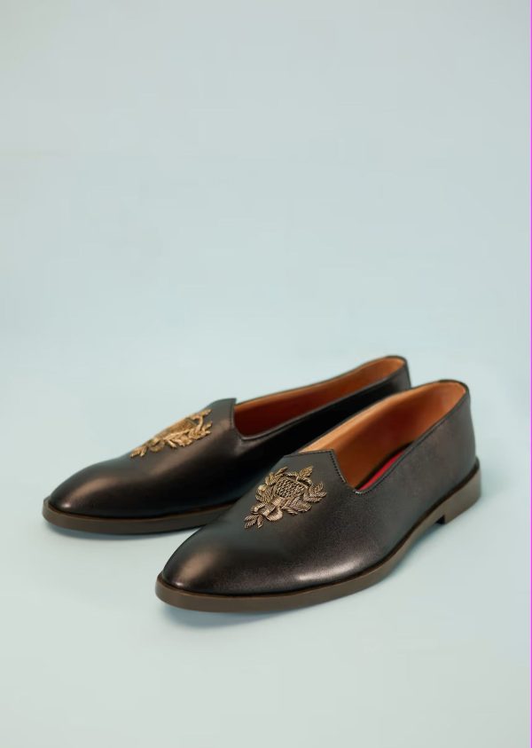 Black Loafers Juttis In Semi Leather With Zari Embroidered Motif 044H-F