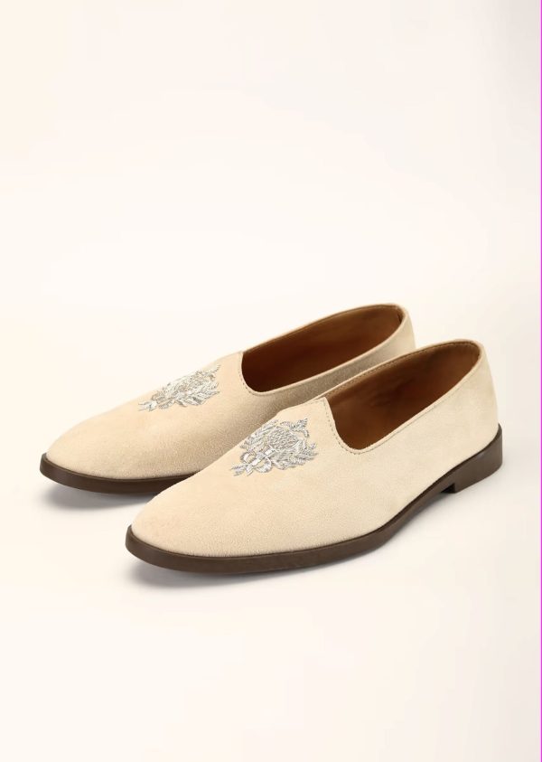 Off White Cream Loafers Juttis In Suede With Zari Embroidered Motif 044H